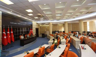 Tütüncü, yabancı konukları ağırladı