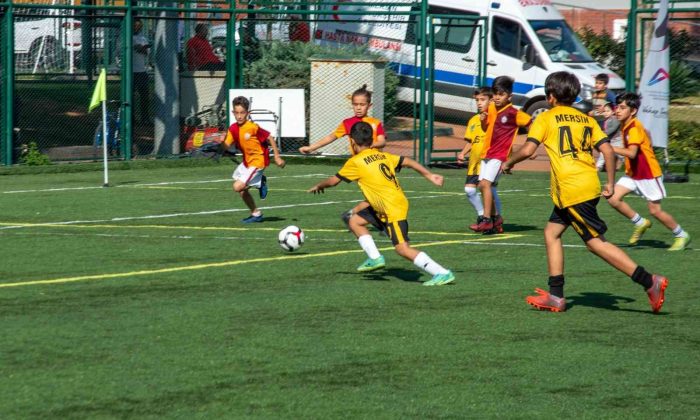 ‘10 Kasım Atatürk’ü Anma 10 Yaş Futbol Turnuvası’ sona erdi