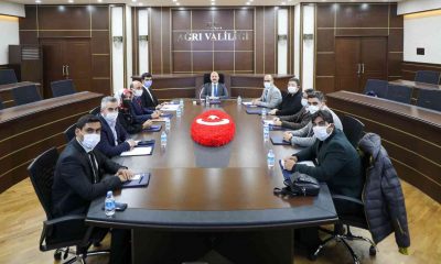 Ağrı’da Covid-19 değerlendirme toplantısı düzenlendi