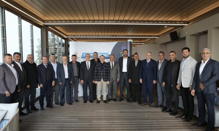 AK Parti İzmir İl Başkanı tarım sektörü temsilcileriyle buluştu