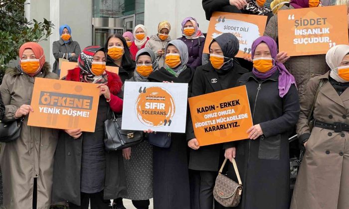 AK Parti Kadın Kollarından 81 ilde kadına şiddetle mücadele günü açıklaması