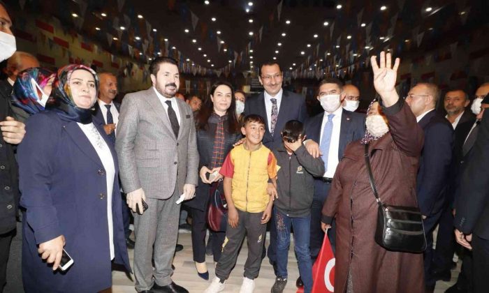 AK Parti’li Yavuz: “İdam sehpasına gitmeyi göze alan bir liderimiz var”