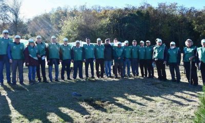 Altınova’da fidanlar toprakla buluştu