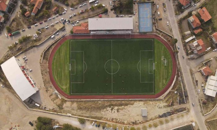 Atatürk stadının açılış maçında kazanan Sındırgı Belediyespor