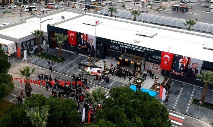 Atıl durumdaki otogar 31 yıl sonra büyükşehir tarafından yenilendi