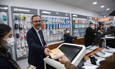 Bakan Kasapoğlu: “’Yakın ışıkları, Türkiye aydınlansın’ diyerek başladığımız yolculuk heyecanla devam ediyor”