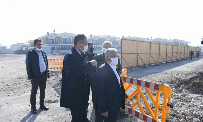 Başkan Büyükkılıç’tan 4 şeritli yol ve menfez çalışmaları denetimi