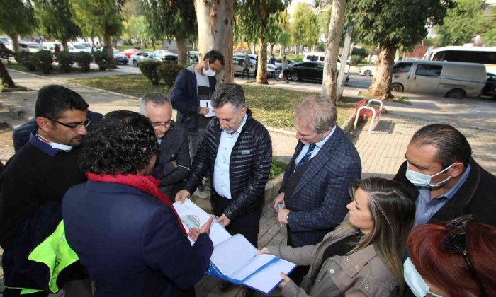 Bayraklı yeni kent meydanına kavuşuyor