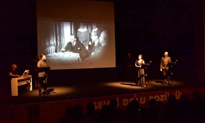 ’Bu Kalp Seni Unutur mu’ oyunu ayakta alkışlandı