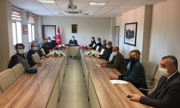 Burhaniye’de spor güvenlik toplantısı yapıldı