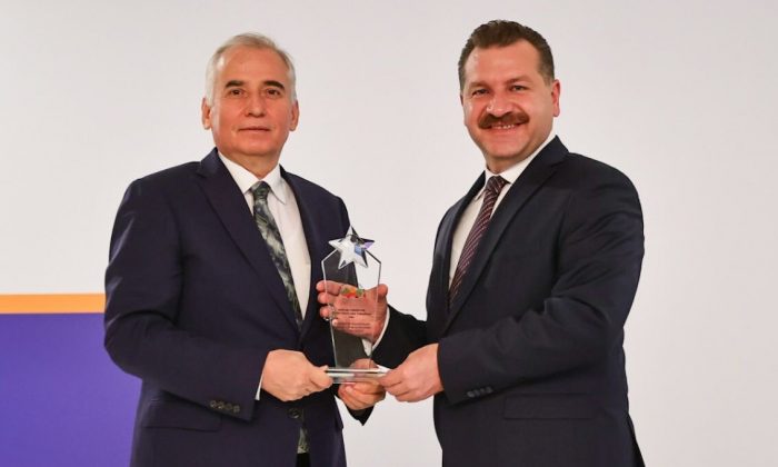 Büyükşehir ödüllere doymuyor