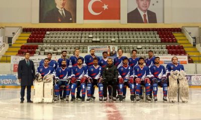 Buz hokeyinde dadaş rüzgarı