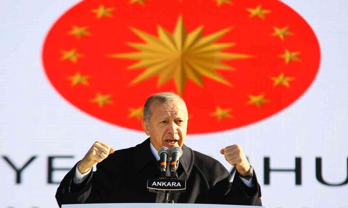 Cumhurbaşkanı Erdoğan: “Başkanı bu şekilde küfrederse, onun milletvekili ondan farklı olur mu”