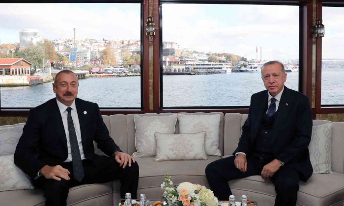 Cumhurbaşkanı Erdoğan ile liderler, Demokrasi ve Özgürlükler Adası’na gitti