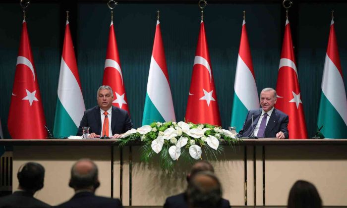 Cumhurbaşkanı Erdoğan: “Mülteci krizinin Türkiye tarafından kaynaklandığını söylemek gerçekten nankörlüktür”