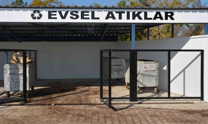 Dicle Üniversitesinde, ‘Atık geçici depolama alanı’ kuruldu