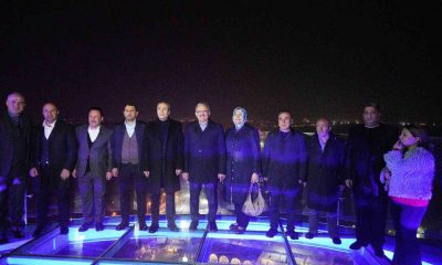 Diyarbakır’da Dicle Nehri kıyısında ‘Cam Teras’ açıldı