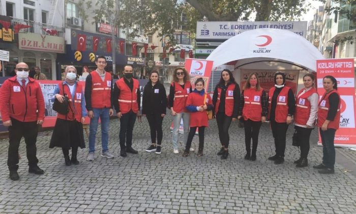 Edremit’te Kızılay Haftası coşkuyla kutlanıyor