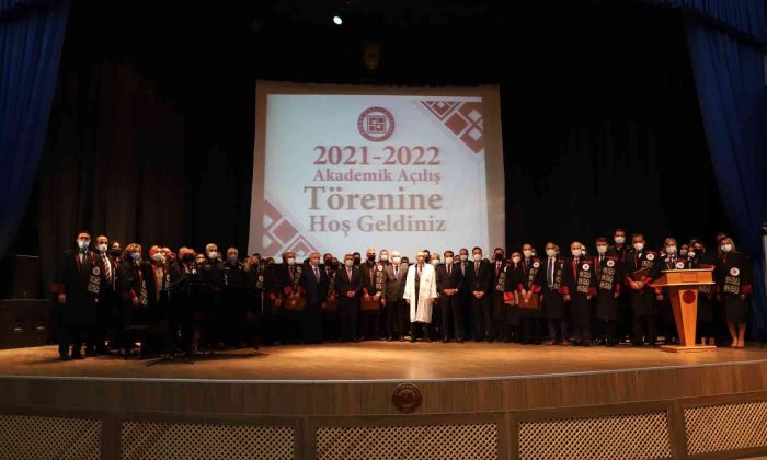 Fırat Üniversitesi’nde akademik yılı açılış töreni yapıldı