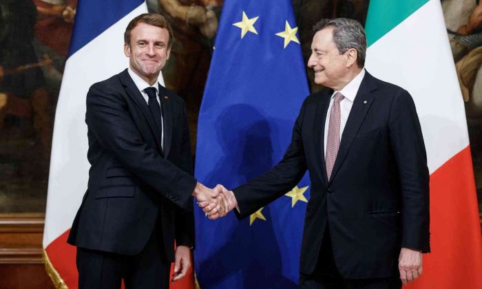 Fransa Cumhurbaşkanı Macron ve İtalya Başbakanı Draghi bir araya geldi
