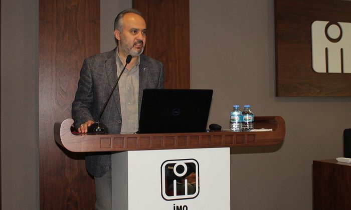 Ilıcalı: “Ulaşım sorununu çözmeden trafik sorununu çözemezsiniz”