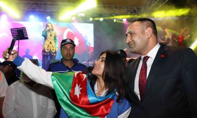 Karabağ Zaferinin coşkusu Azerin konseriyle yaşandı