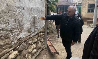 Kaymakam ve belediye başkanı camları boyadı