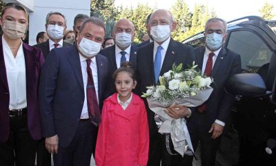 Kılıçdaroğlu’ndan Böcek’e nazar boncuğu