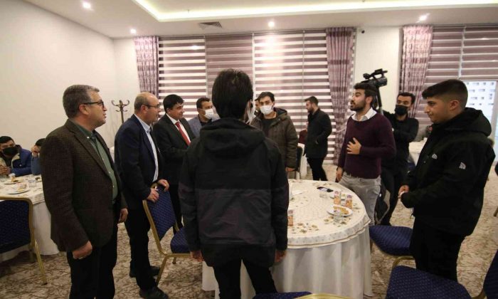 Kırşehir Belediyesi, yöresel asker uğurlaması yaptı