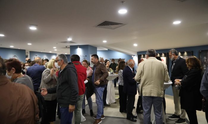 “Kocasını Pişiren Kadın” oyununun galası yapıldı