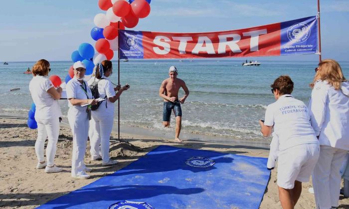 Kuşadası’nda kulaçlar üniversite öğrencileri için atıldı