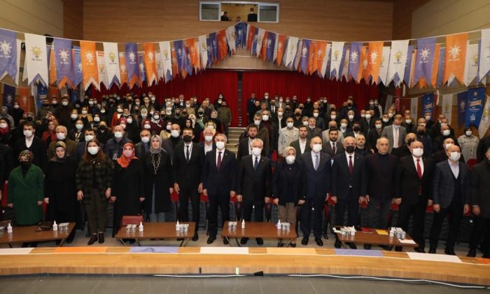 Özlü, AK Parti’nin duayen isimlerini misafir ediyor