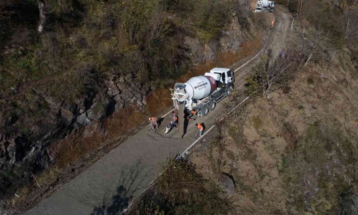 Samsun’da ulaşım beton yollarla kolaylaşıyor