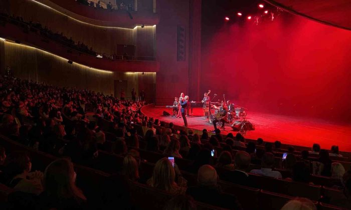 Sinema salonları ve tiyatrolarda yeni dönem