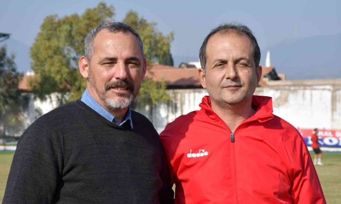 Sökespor’un yeni teknik direktörü Hakan Şimşek, ilk idmana çıktı