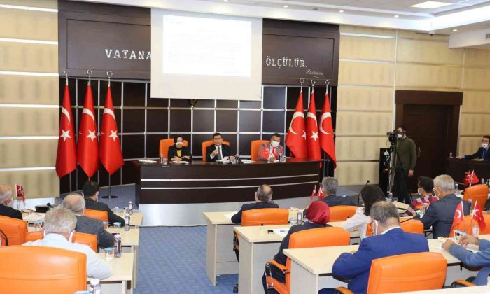 Tütüncü’den okul ve yurt müjdesi