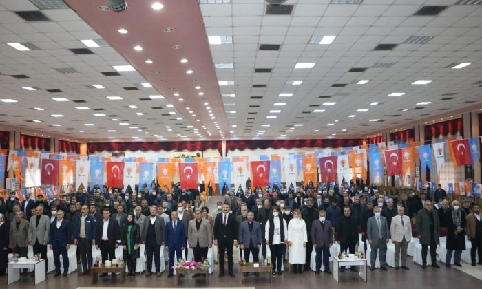 AK Parti ilçe danışma meclisi toplantısını gerçekleştirdi