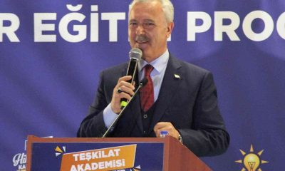 AK Parti’de “Teşkilat Akademisi İzmir Eğitim Programı” tamamlandı