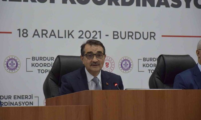 Bakan Dönmez: “Çiftçilerin yenilenebilir enerji kaynaklarını kullanması için eksiklikler tamamlandı”