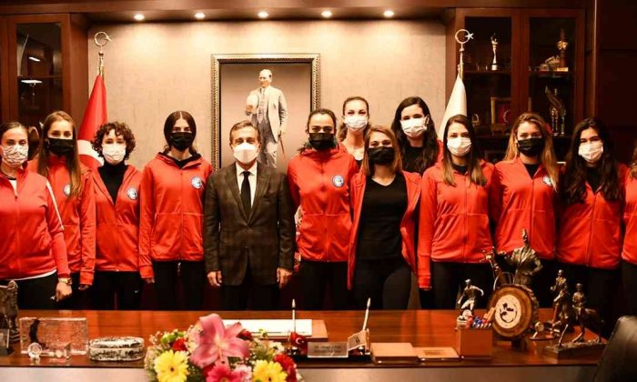 Başkan Ataç’tan Tepebaşı’nın Sultanları’na tam destek