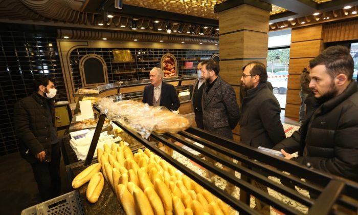 Başkan Aygün, esnafa ekonomi politikalarını anlattı