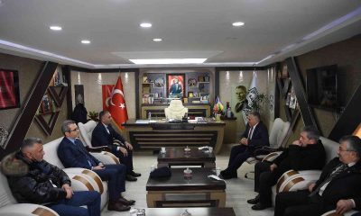 Başkan Büyükkılıç Sarız’da muhtarlarla buluştu