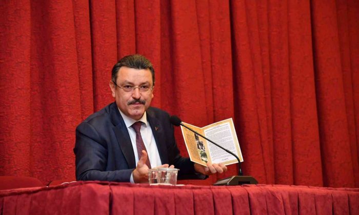 Başkan Genç Trabzon Fen Lisesi öğrencileri ile buluştu