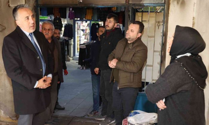 Başkan Savran’dan iş yeri yanan esnafa ziyaret