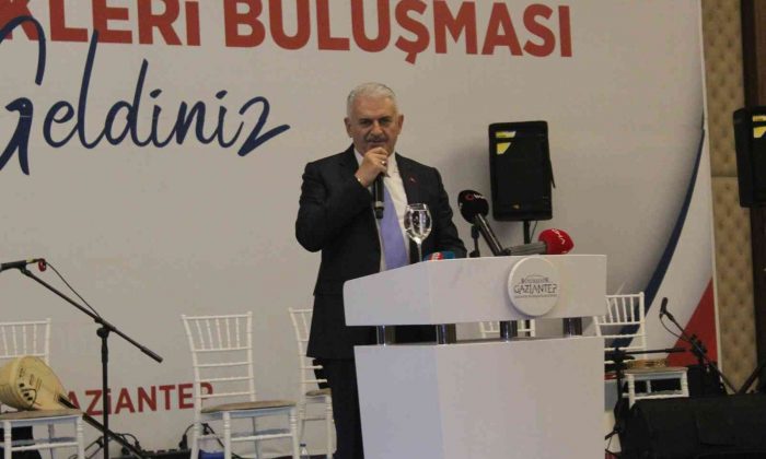 Binali Yıldırım Gaziantep’te ’Hemşeri Dernekleri Buluşması’na katıldı