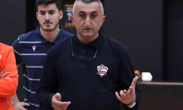 ÇBK Mersin Yenişehir Belediyesi Aziz Akkaya ile anlaştı