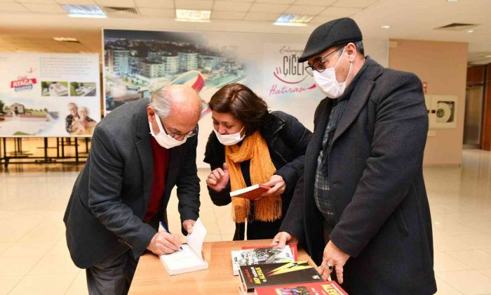 Çiğlili edebiyatseverler Fakir Baykurt imza gecesinde buluştu