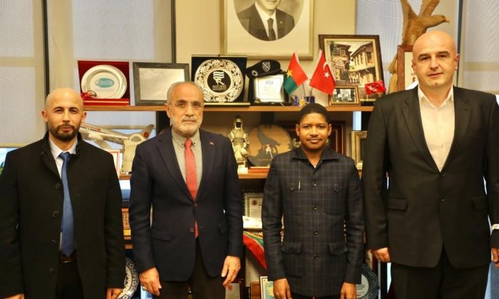 Cumhurbaşkanı Başdanışmanı Topçu, Burkina Faso milletvekili Tall’ı ve Bosna Bankası Müdürü Zekovic’i kabul etti