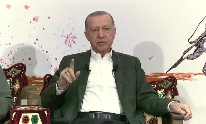 Cumhurbaşkanı Erdoğan: “Meselenin dolar olmadığını anlamak için akıl ve vicdan penceresinden bakmak yeterlidir”