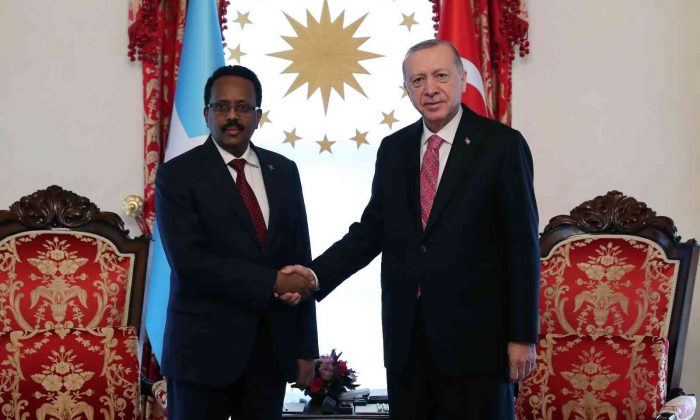 Cumhurbaşkanı Erdoğan, Somalili mevkidaşı Farmajo ile bir araya geldi